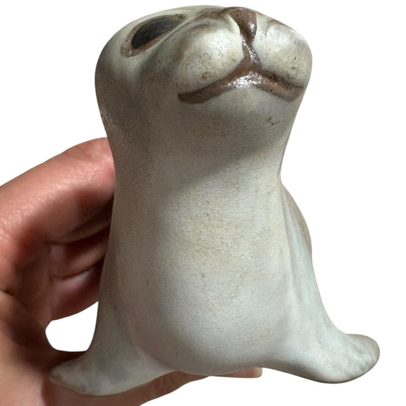 Vintage Andersen Design Studio Pottery Baby Seal Pup Gray Matte Sculpture Signed - Picture 9 of 13